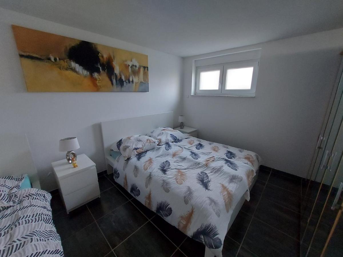 Lovely Appartment With Private Patio And Private Entrance In Luxembourg 60M2 Saeul Exterior foto